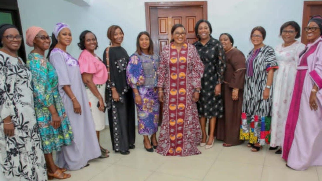 Côte d'ivoire/Passation de charges à la tête de l’ADEM : Mme Touré Massogbè prend les commandes de l’Amicale